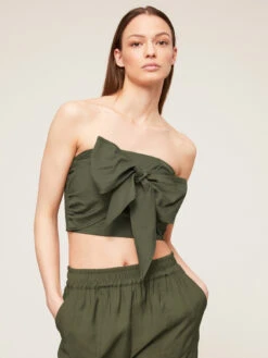 Top Estivo A Fascia Con Fiocco