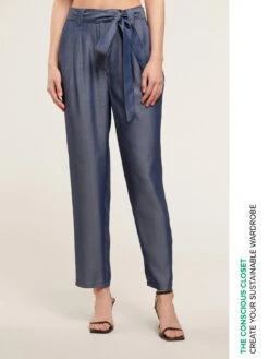 Pantaloni Carrot In TENCEL™